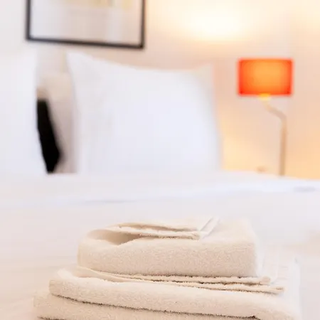 Velvet Luxury Near The Center By Binobi!