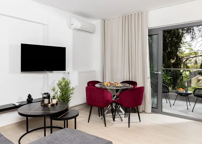 Velvet Luxury Near The Center By Binobi!
