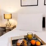 Apartamento Velvet Luxury Near The Center By Binobi!