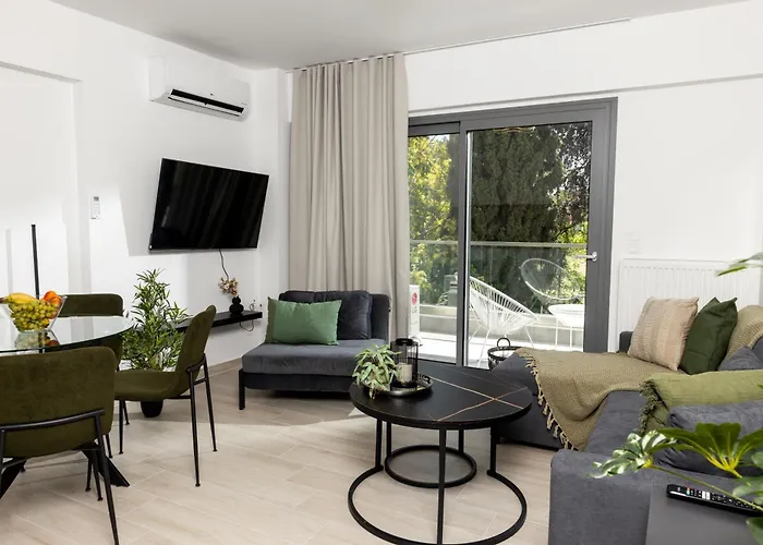 Апартаменты Velvet Luxury Near The Center By Binobi!